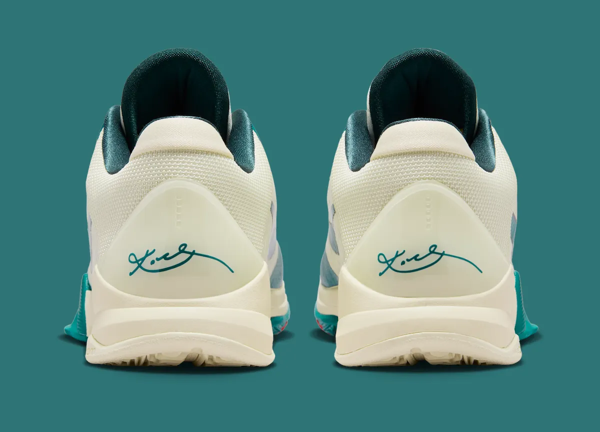 Caitlin Clark x Nike Kobe 5 Protro “Scrabble” 联名鞋款6月2日发售,椰子牛奶配色诠释狂热美学插图4 Caitlin Clark x Nike Kobe 5 Protro “Scrabble” 联名鞋款6月2日发售,椰子牛奶配色诠释狂热美学
