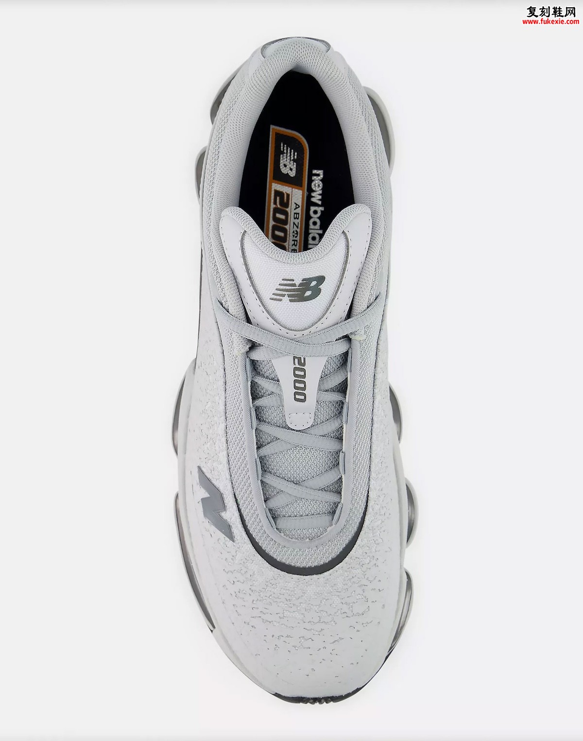 New Balance 2000S“Grey”灰白配色2026秋季发售ABZORB缓震雕塑感鞋身 Quadro Creations插图2 New Balance 2000S“Grey”灰白配色2026秋季发售ABZORB缓震雕塑感鞋身 Quadro Creations