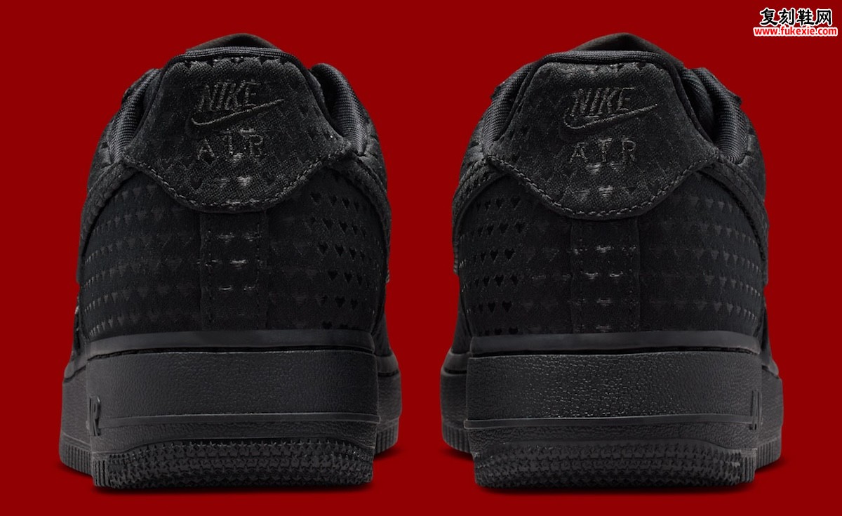 耐克2026年推出全黑情人节Air Force 1：以穿孔麂皮与心形锁扣诠释颠覆性的节日浪漫