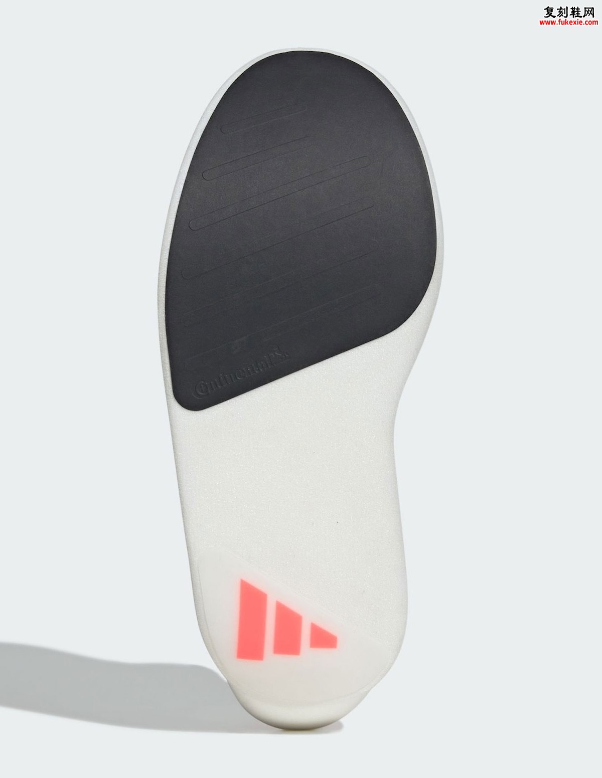 阿迪达斯Adizero Adios Pro EVO 3发泡黑科技，97克极致轻量与双碳柱ENERGYRIM系统