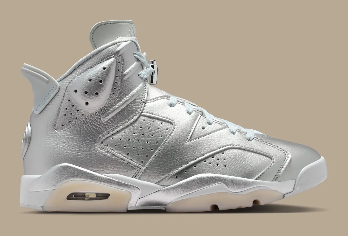 巴黎圣日耳曼联名Air Jordan 6 “金属银” 配色发布:致敬合作历史与经典鞋款三十五周年