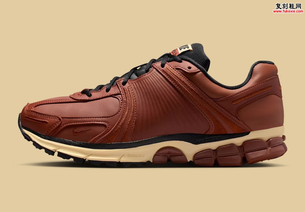 耐克Zoom Vomero 5 “深赤褐色” 配色发布：从性能跑鞋至生活风格的自信转型