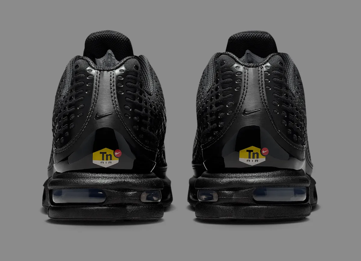 Nike Air Max Plus VII “Black”Nike黑武士Air Max Plus VII重磅回归，2025年10月震撼发售！